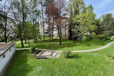 Teilmöblierte 3,5-Zimmer-Wohnung mit Wintergarten