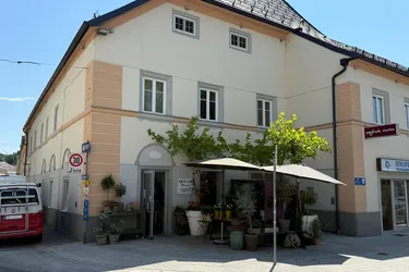 Stilvolles Geschäftslokal mit Tradition am Hauptplatz in Perg