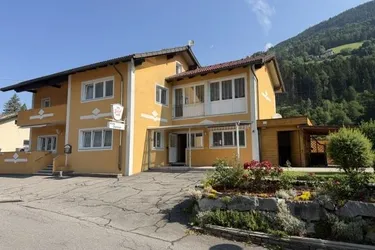Landgasthaus mit Betreiberwohnung und Gästezimmer