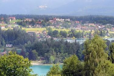 Charmante Wohnung mit Faaker See-Blick!