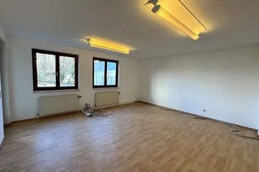 NEUBAUBÜRO MIT WINTERGARTEN; GARAGE MÖGLICH