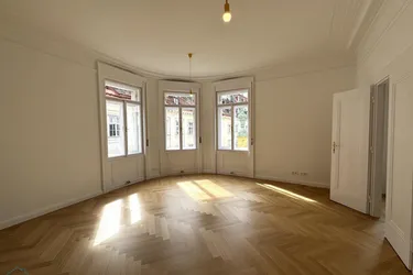 ERSTBEZUG NACH SANIERUNG - SCHÖNE INNENSTADT-ALTBAUMIETE