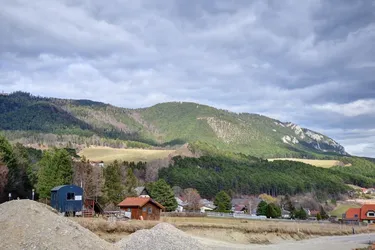 Gründstück mit Aussicht im Schneebergland