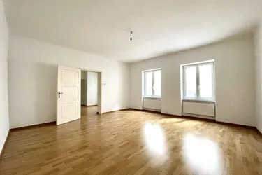 Charmante, ruhige Innenhofwohnung in zentraler Lage – befristet auf 3 Jahre