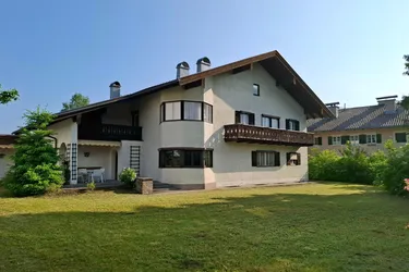 „Lebensqualität und berufliche Freiheit unter einem Dach!“ Ihr Zuhause im Zentrum von Reutte