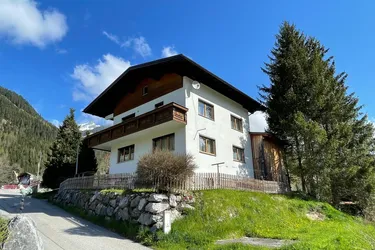 "Naturpark Lechtal" - Zweifamilienhaus in Elbigenalp zu verkaufen