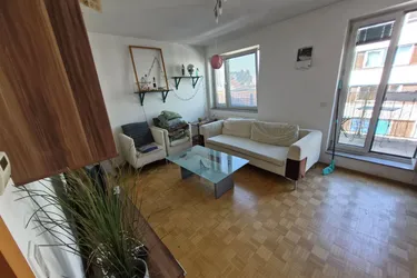 WOHNUNG IM 5. LIFTSTOCK MIT SEHR GUTER INFRASTRUKTUR
