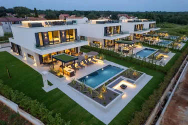 *** Premium-Villa *** Top moderne Luxusvilla an der istrischen Adriaküste in Porec