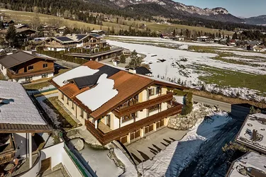 Charmantes Wohnhaus mit drei Wohneinheiten in Toplage – Blick auf den Wilden Kaiser