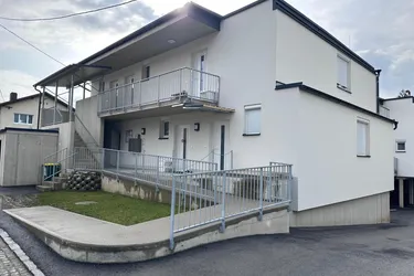 Optimale Anlagemöglichkeit! Vermietete Wohnimmobilie in Krumpendorf am Wörthersee! NETTO EUR 241.000