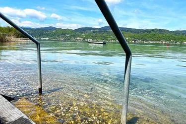 Expose Traumhaftes Wörtherseeblick Apartment mit Seezugang zur Miete