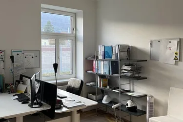 Gösting: unbefristet - sehr gepflegt - ideal für Büro - sehr gutes Preis-Leitungsverhältnis
