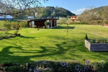Großzügiges Ein-Mehrfamilienhaus, sonnige Ruhelage, 7 Zimmer+ 2500m² Grundstück, PV Anlage, Gartenhaus