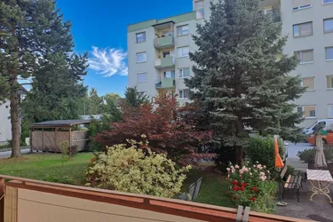 Ruhelage am Stadtrand, großzügige 5 ZI mit 2 Balkone, Allg. Garten