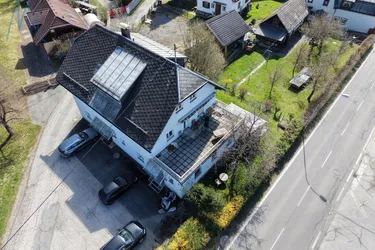 Mehrfamilienhaus-Mitarbeiterhaus mit Garten direkt in Hermagor Stadt