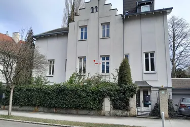 Traumhaftes Mehrfamilienhaus in 1130 Wien – Ihr neues Zuhause auf 389 m²!