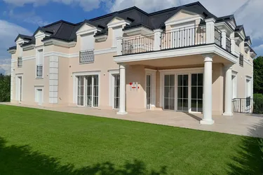 Premium Collection- Luxus Neubauvilla Erstbezug mit Seezugang