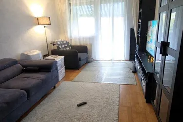 Helle 3-Zimmer-Wohnung mit Loggia und Stellplatz in Hörsching – Miete €770,29