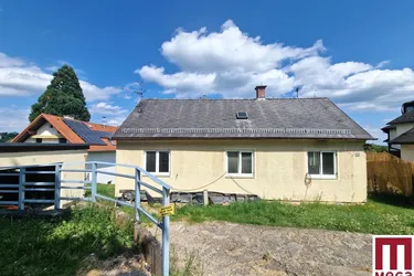 Renovierungsbedürftiges Haus in ruhiger Lage – Ein Projekt für Handwerksfreunde!