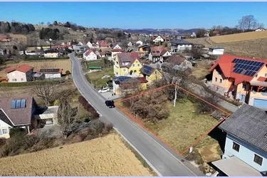 **Häuslebauer aufgepasst** Toller Bauplatz nahe Feldbach, ca 800m2, Dichte 0,2-0,4....
