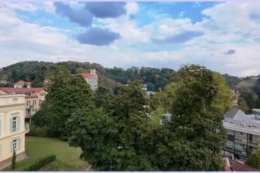 Exquisite Neubau 3-Zimmer Wohnung, beste Lage im Kurort, große Terrasse, Lift, TG,...