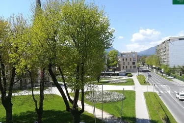 Großzügige Altbauwohnung im Villenviertel am Villacher Stadtpark