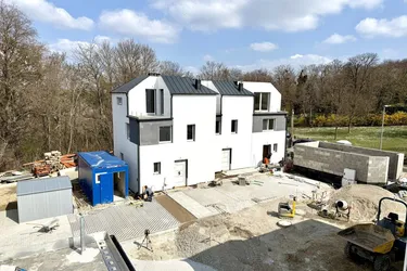 PREISREDUKTION! TRAUMHAFTE 4-5 ZIMMER REIHENHÄUSER MIT EIGENGÄRTEN UND PKW-STELLPLÄTZEN IN FISCHAMEND!