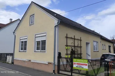 Gepflegtes Einfamilienhaus mit Garten und Nebengebäude in Oberwart - perfekt für Familien!