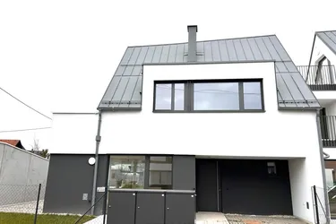 Erstbezug Haus in Leonding mit 120 m² Eigengarten