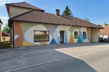 BÜRO UND GROSSES LAGER/HALLE NÄHE NEULENGBACH