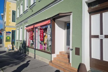 KLEINES, FEINES GESCHÄFTSLOKAL BZW. PRAXIS AM HAUPTPLATZ