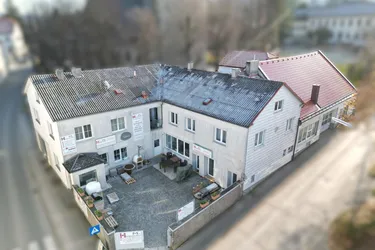 WOHN- UND GESCHÄFTSHAUS DIREKT IM ZENTRUM IN BESTER FREQUENZLAGE