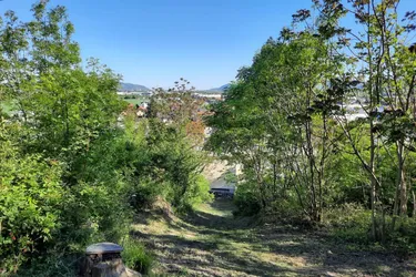 Natur vor der Haustür – Grundstück mit Weitblick und Grünlandanschluss