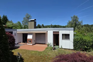 GANZJÄHRIGES FERIENFEELING VOR DEN TOREN WIENS