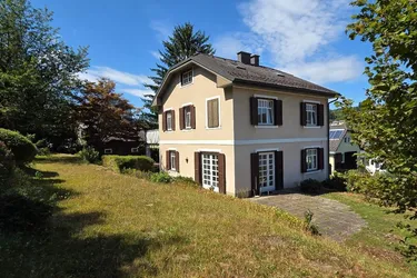 WIENERWALDHAUS IN ZENTRUMSNAHER LAGE MIT AUSBLICK