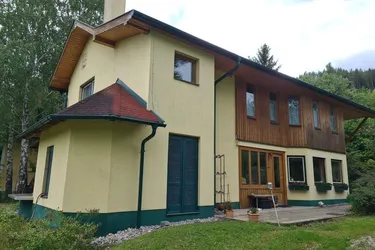 Abseits von Stress &amp; Hektik -&gt; idyllisch in einem Haus am Waldesrand leben