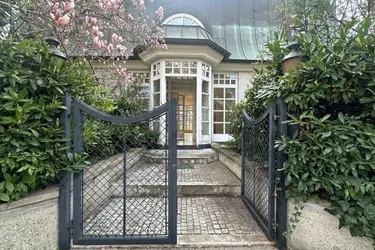 Französischer Villen-Stil, Fernblick, Wellness &amp; Flair ganz nah bei Wien !
