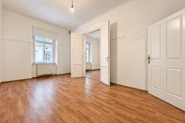 Zentral arbeiten in Baden – kompakte Büroeinheit mit ca. 49 m²