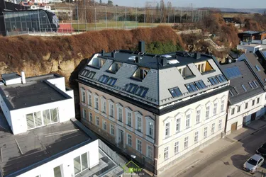 Hochwertige Dachgeschoßwohnung in ruhiger, zentraler Lage - Top 9