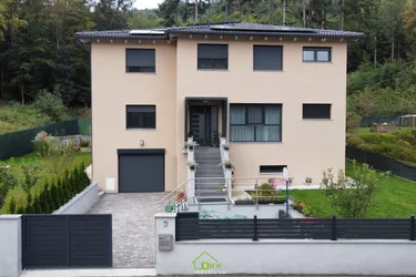 Waldrandlage: modernes, großzügiges Traumhaus in Ruhelage