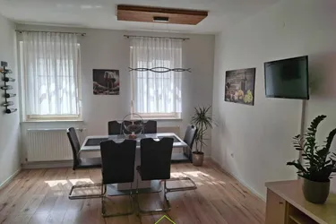 Sanierte 3-Zimmer-Wohnung in zentraler Ruhelage