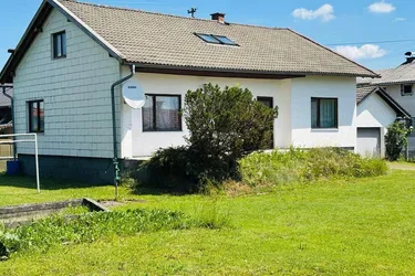 Einfamilienhaus in Mattighofen Garten und Garage
