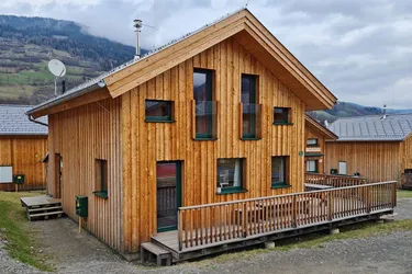 Ferienimmobilie zur Kapitalanlage: Attraktives Holz-Chalet mit Bergpanorama im Ferienpark Kreischberg