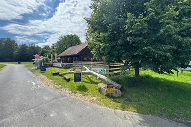 Gastronomiebetrieb in Weitersfeld am Fahrradweg R2 direkt an der Mur mit Fähre nach Slowenien