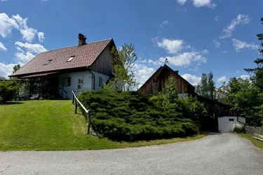 Leutschach Landwirtschaft in Einzellage mit Nebengebäude 5,4 ha Wiese und 2,6 ha Wald in sonniger und ruhiger Aussichtslage 