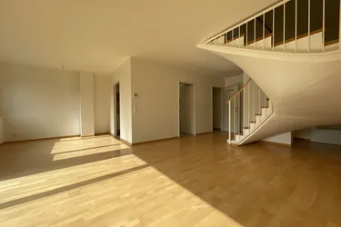 RUHELAGE + SONNIG + GARTEN + MAISONETTE + TERRASSE + TOPLAGE in NUSSDORF!