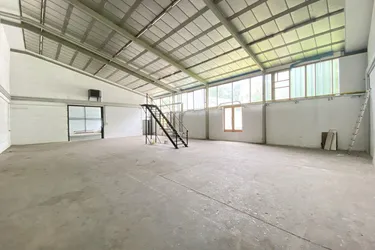LAGERHALLE + Industrie &amp; Handelshof WEIGELSDORF + Bezirk EBREICHSDORF!