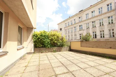 RARITÄT - Garconniere mit SÜDSEITIGER TERRASSE!