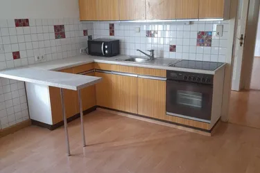 Günstige, provisionsfreie 2 Zimmer Wohnung