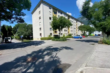 Großzügige, zentrale 3-Zimmer-Wohnung mit Einzelgarage in Innsbruck Hötting